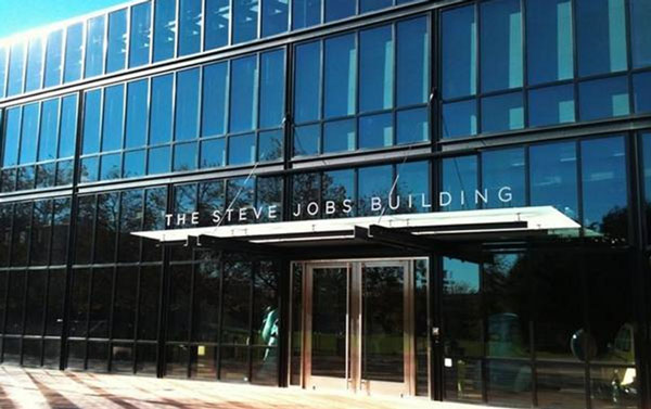 the-steve-jobs-pixar-building